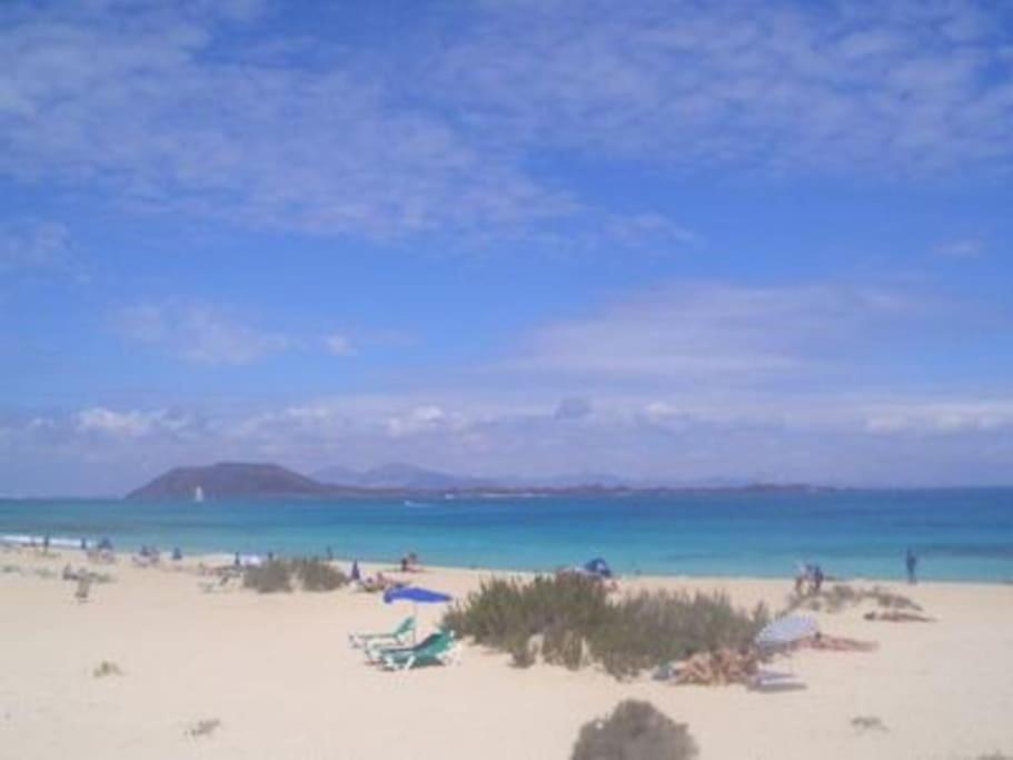 Villa Rustica -Heated Pool & Garden Near The Beach Corralejo Exterior photo